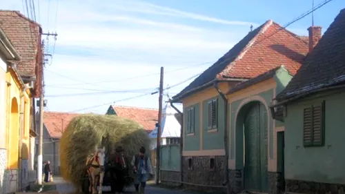 Un poștaș din România are cea mai grea misiune. Locuiește într-un sat unde aproape toți oamenii au același nume: ”I-am încurcat!”