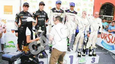 Pilotii de la Raliul Sibiului, premiati de Ponta. Premierul a vizitat toate standurile