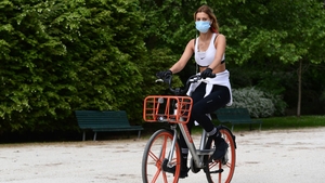 Câți bani primesc italienii din partea guvernului dacă își cumpără scooter electric sau bicicletă