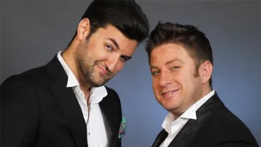 Nu ti-i imaginai pe Smiley si Pavel Bartos intr-o asemenea ipostaza! Uite ce au facut impreuna pe un camp plin de noroi