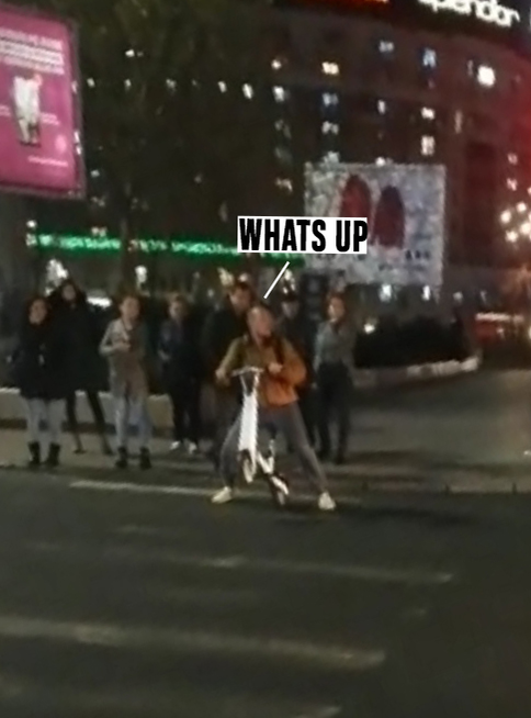 What’s Up avea un comportament extrem de ciudat