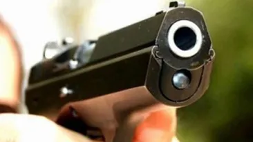 Caz şocant în Bistriţa-Năsăud! Şeful unui post de Poliţie s-a împuşcat în piept la locul de muncă