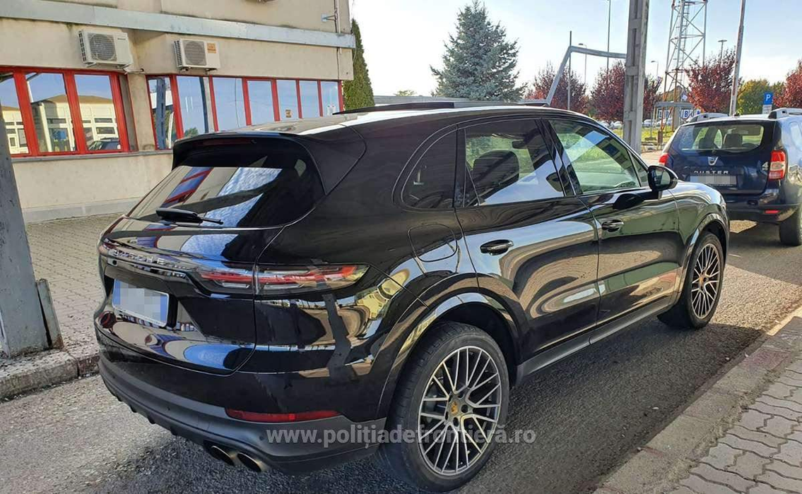 Ce lovitură! A plătit 100.000 de euro pentru un Porsche Cayenne, dar a rămas fără el când a ajuns în România