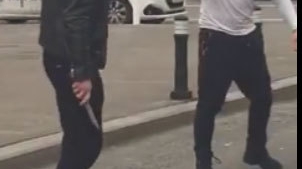 Bătaie în trafic cu cuţitul de bucătărie! Scene şocante în cartierul Titan din Bucureşti!