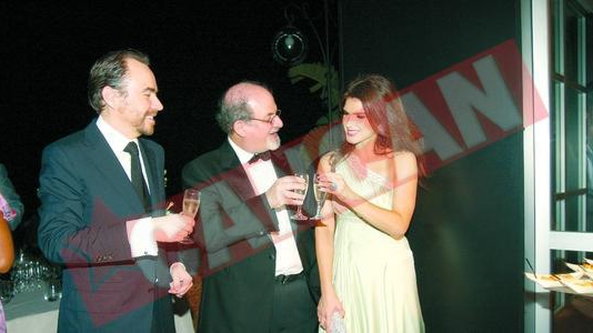 Bobby Paunescu si Monica, felicitati de Salman Rushdie