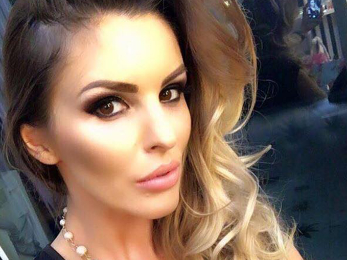 FOTO. Cum s-a îmbrăcat Anamaria Prodan la ziua de naștere a Denisei Nechifor. A ales un costum mulat care…