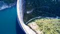 Barajul din România care e construit într-un loc unic. Are o poveste impresionantă și a oprit o catastrofă. Un oraș întreg ar fi fost șters de pe hartă