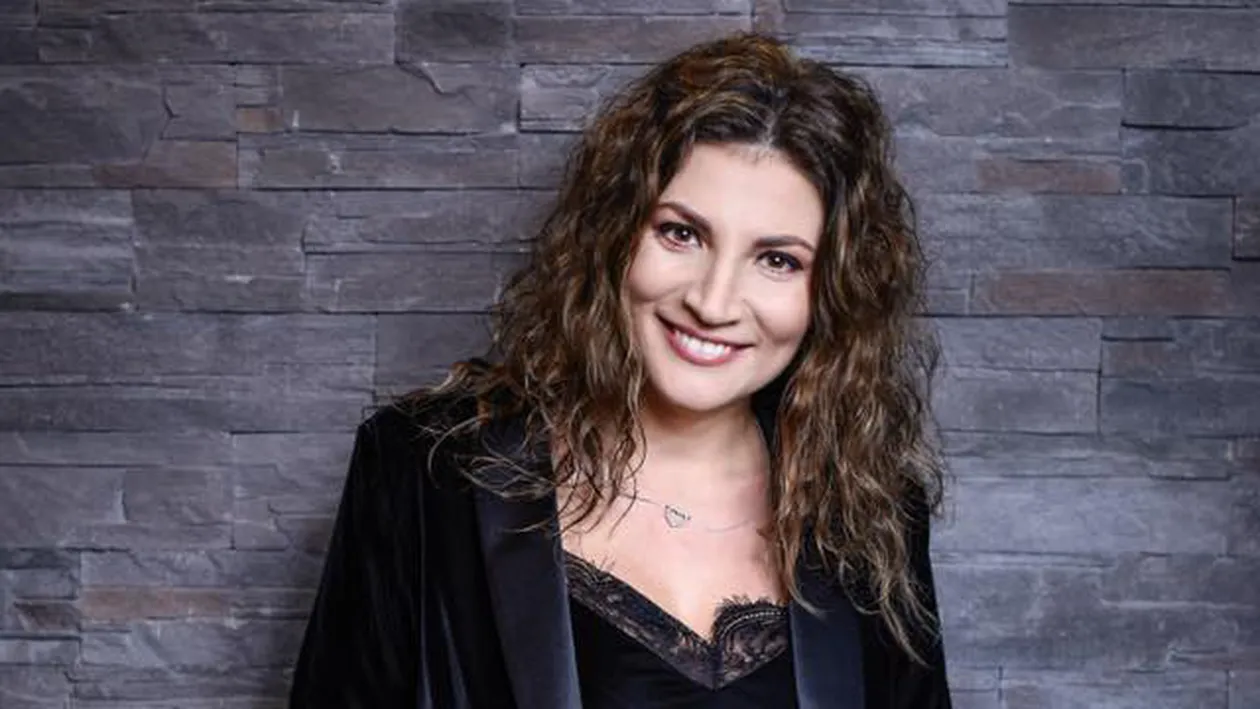 IOANA GINGHINĂ a renunţat la visul de a deveni din nou mamă! Cum îşi punea vedeta viaţa în pericol