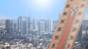 Europa intră sub o cupolă de foc! Zile incendiare pe bătranul continent! Alerta emisă de meteorologi