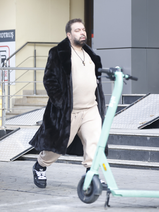Florin Salam a fost acuzat că a dat niște țepe la cântări (Foto: CANCAN.RO)