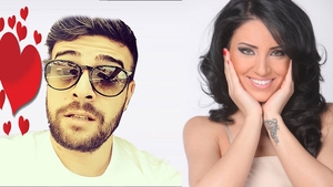 Imagini direct din dormitorul lui Speak si al Adelinei! El o trateaza ca pe o printesa, iar ea se lauda cu asta in fata tuturor!