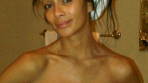 Nicole Scherzinger a pozat... nemachiata! Vezi cum arata!