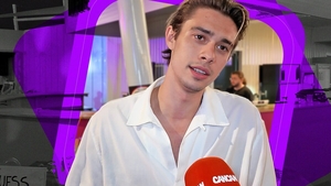 Se lasă cu nuntă în familia lui Cătălin Crișan! Cum a cucerit-o celebrul actor de la Antena 1 pe fiica artistului: “Am planul făcut”