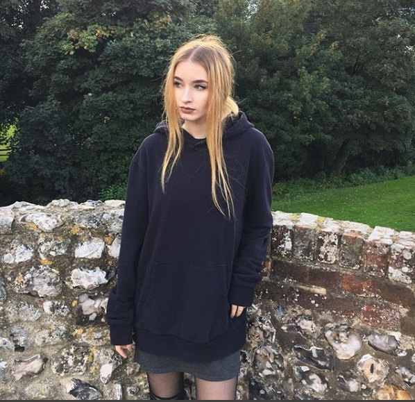 Cum arată fata lui Codrin Ştefănescu! Andra are 16 ani şi a filmat un clip, care a devenit viral pe reţelele de socializare