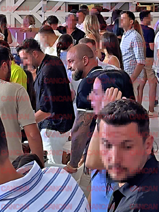 Alex Bodi a petrecut la mare, alături de iubita lui