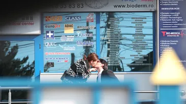 Roxana Ilie Plesea a inceput analizele inainte de operatia de extirpare a alunitelor! Vezi cine ii e alaturi si cum o imbarbateaza