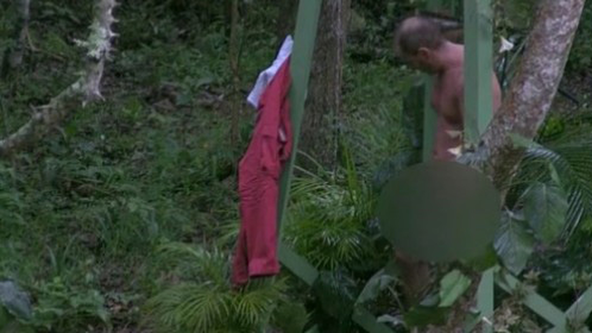 De ASTA s-a dezbracat Mihai Traistariu in jungla africana! Fratele cantaretului face declaratii incendiare