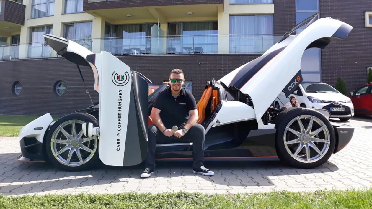 El e primul român care conduce bolidul Koenigsegg CCXS, mașină unicat de 1,2 milioane de euro
