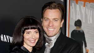 Ewan Mcgregor s-a despărţit de soţie, după 22 de ani de căsnicie! A fost văzut cu o altă femeie