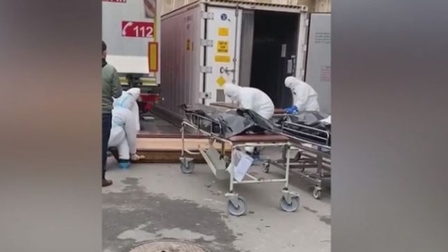 Imagini șocante! Curtea spitalului din Constanța s-a transformat într-o morgă