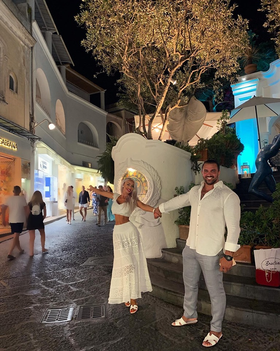 Divorțează sau nu Bianca Drăgușanu după ce a fost bătută de Alex Bodi în parcare?! Vedeta a făcut anunțul astăzi