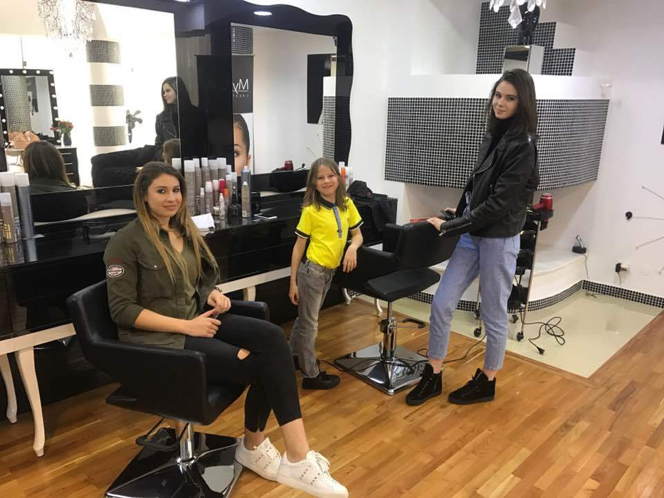 Fiicele ANAMARIEI PRODAN rup tăcerea despre mama lor:,,Nu am voie să fac nimic, mami este dură’’