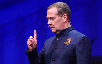 Medvedev cere Statelor Unite să-l asasineze pe Zelenski și îi spune lui Trump cum să facă asta