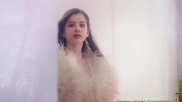 VIDEO Ai recunoscut copilul-vedeta care apare in videoclipul Loredanei si al lui Dragos Chircu? Nu o sa-ti vina sa crezi cine este!