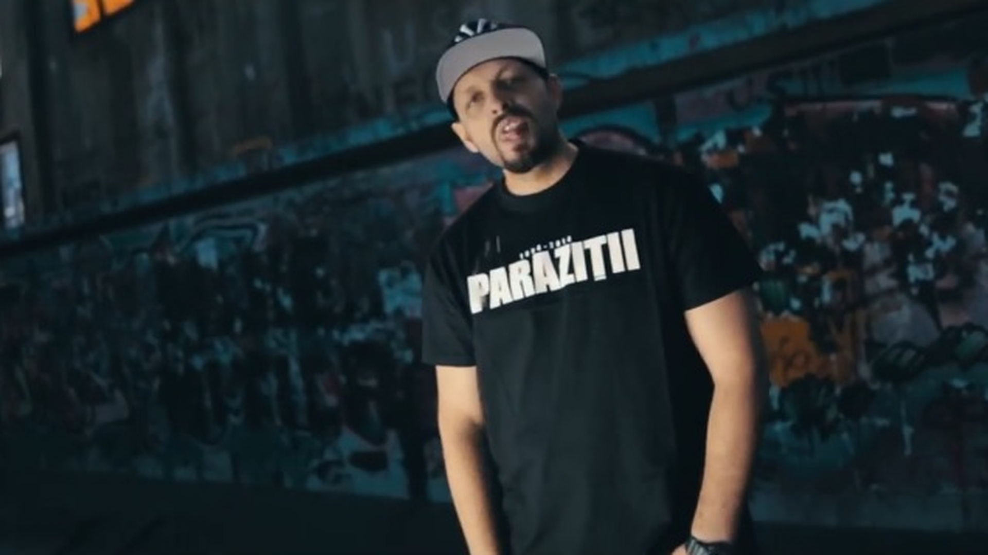 Ombladon, la protestele din Centrul Capitalei! Vezi ce alte vedete s-au alaturat manifestantilor