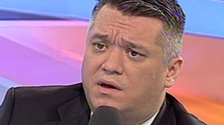 Sorin Apostu vrea sa fie reprezentat de avocatul "elevei violate" de la "Jean Monnet"