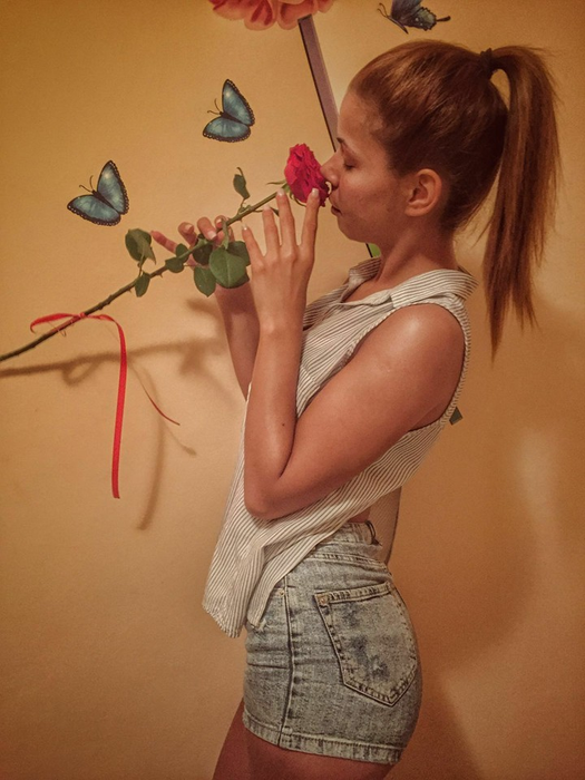 Toată lumea o ştie pe Ana Maria Mocanu! Cum poate să arate însă sora ei?