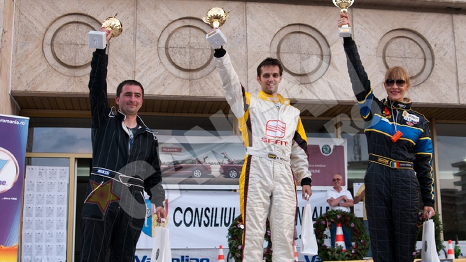 Roxana Ciuhulescu a castigat locul al treilea la automobile diesel intr-o etapa a Campionatului National de Viteza in coasta Dunlop 2011