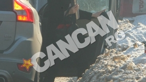 Andrei Zaharescu e asaltat de fani si cand e camuflat!