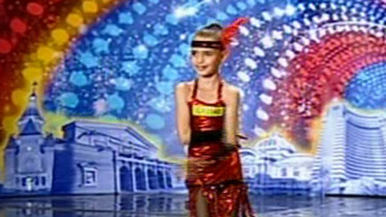 La 9 ani, danseaza cabaret ca o profesionista! Mihai Petre, impresionat, i-a facut cu ochiul!