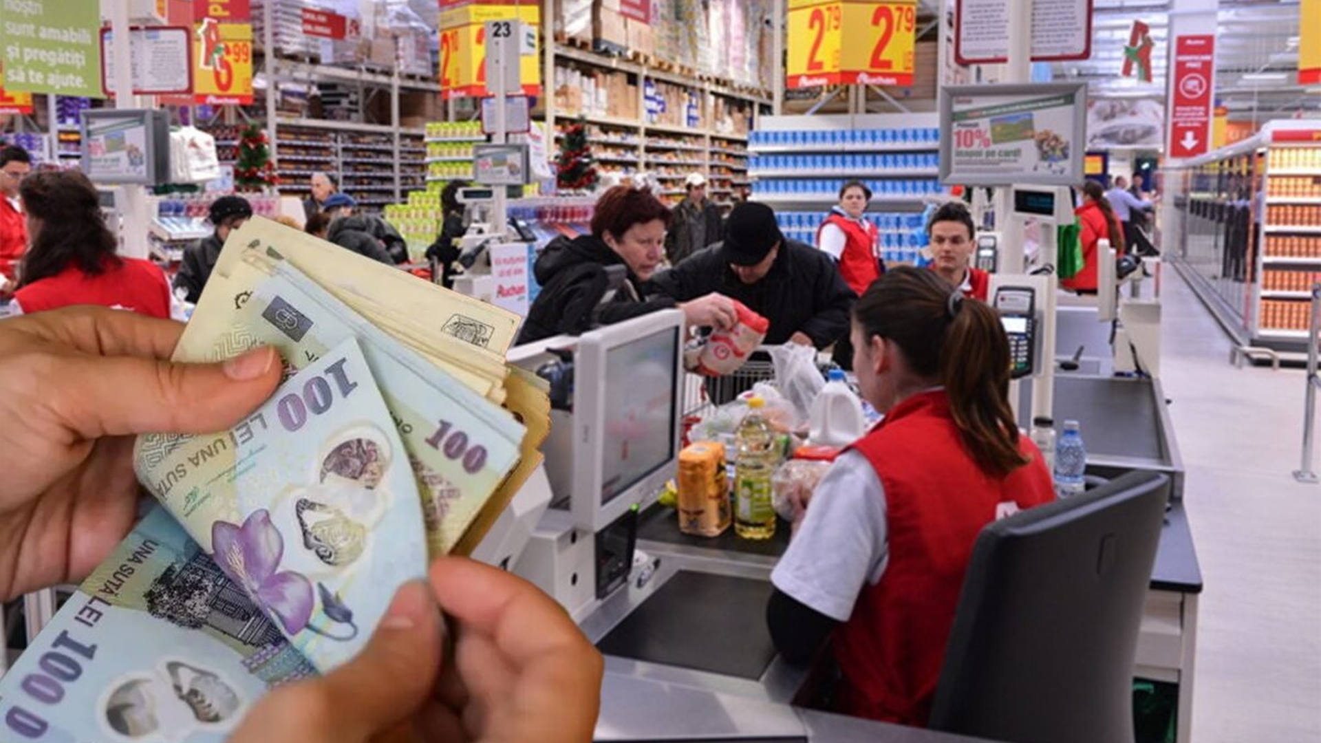 Ce salarii au casierițele din magazinele Carrefour din București. Ce trebuie să facă pentru acești bani, de fapt