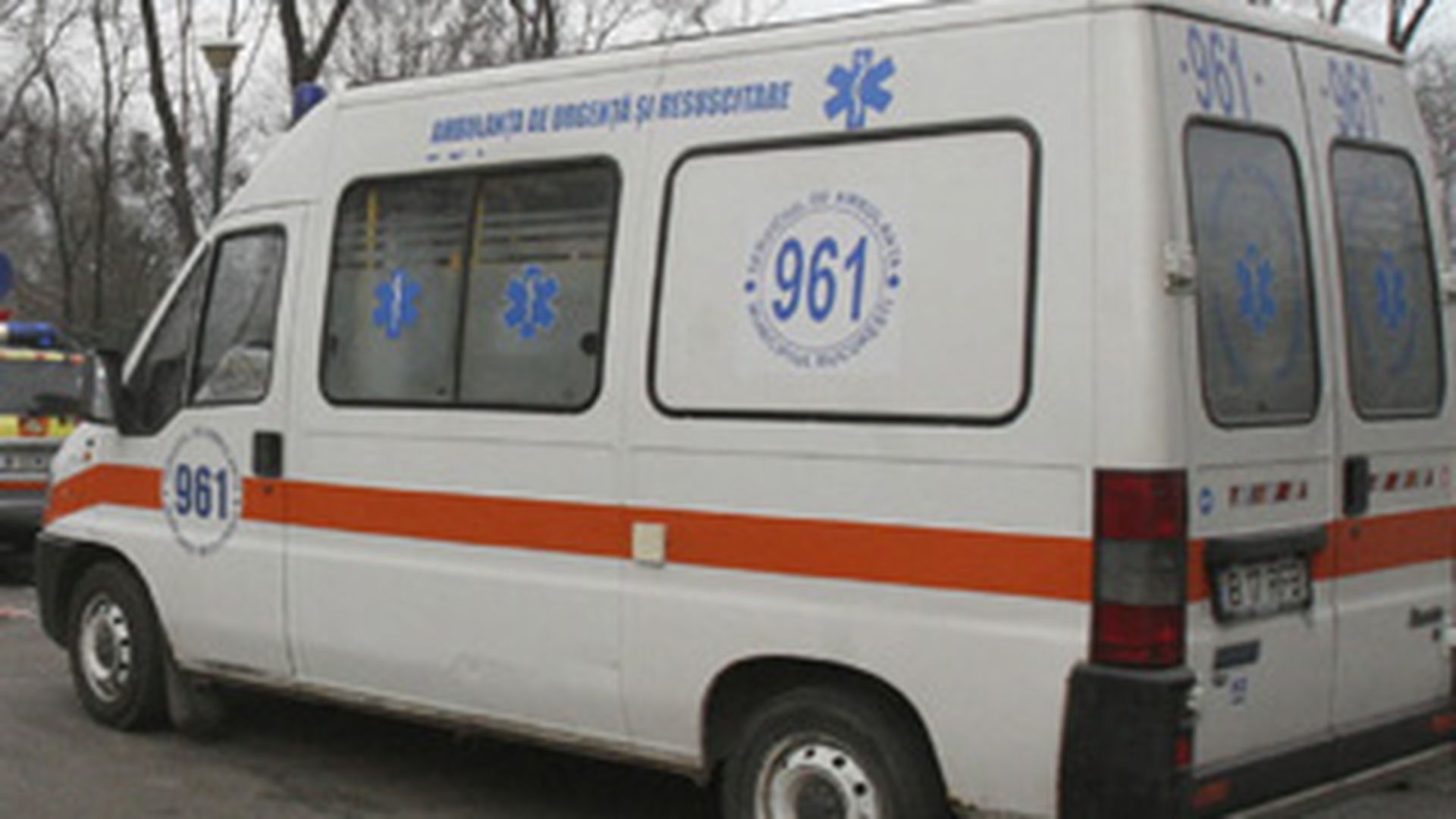 A murit asfixiata in casa care a luat foc