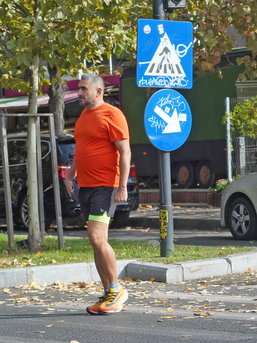 Acesta a dat câteva ture bune de parc, alergând înspre și pe lângă lacul Herăstrău / (Sursa: CANCAN.RO)
