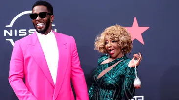 Trecutul ascuns al lui Diddy iese la iveală! Petrecerile organizate de mama lui, în copilărie, l-au transformat într-un monstru: ”Casa lor era plină mereu de drogați și oameni goi”