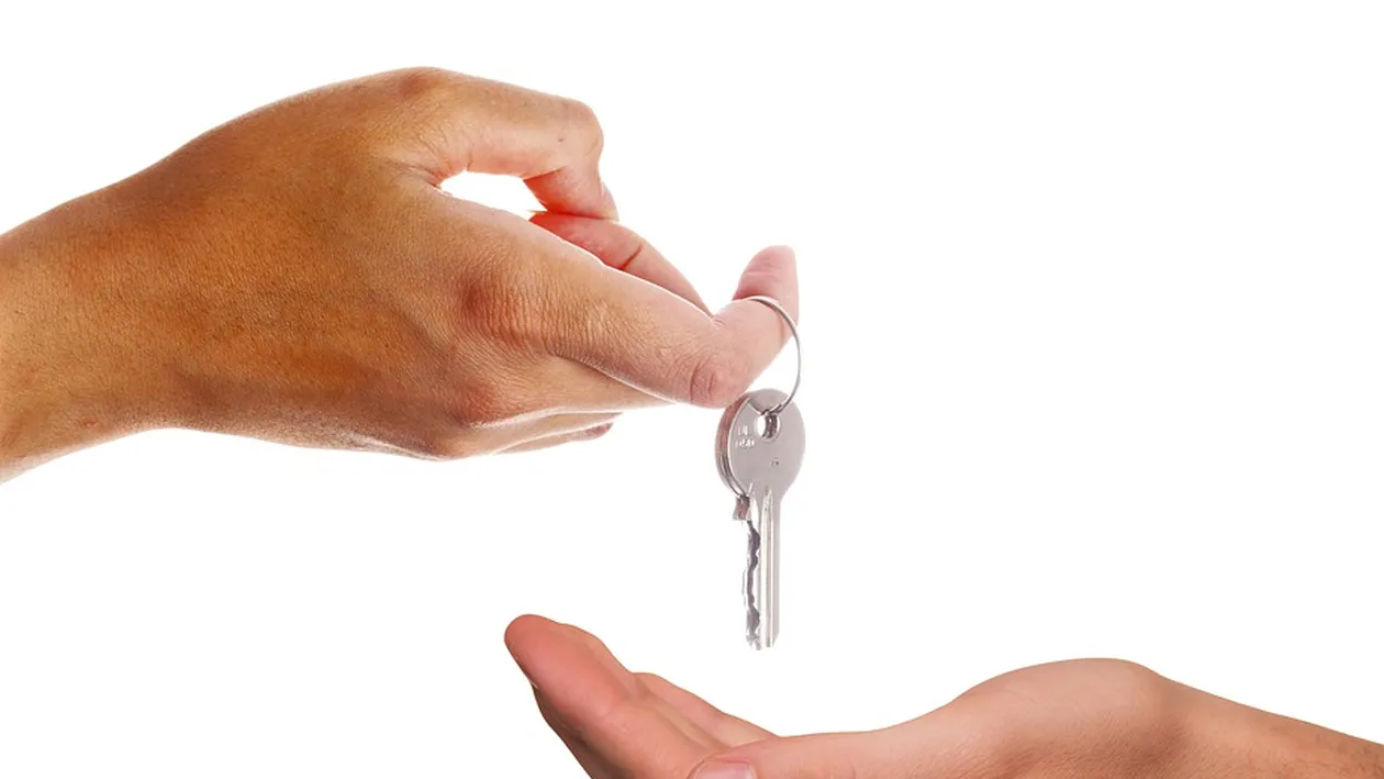 De câți ani de muncă ai nevoie, dacă ai un salariu mediu pe economie, ca să îţi cumperi un apartament în România