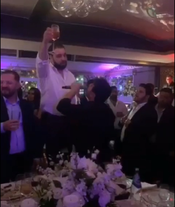 Florin Salam toastează pentru fiul ui