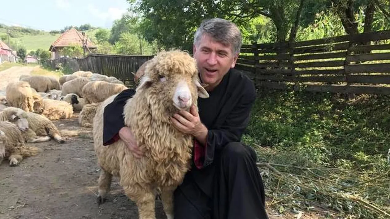 Icoană ciudată în Biserica lui Pomohaci! Ce spun localnicii: „Parcă erau acolo demonii!”