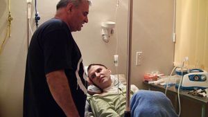 Scandal in familia politistului bagat in coma de interlopi! “A fugit cu banii donati!”