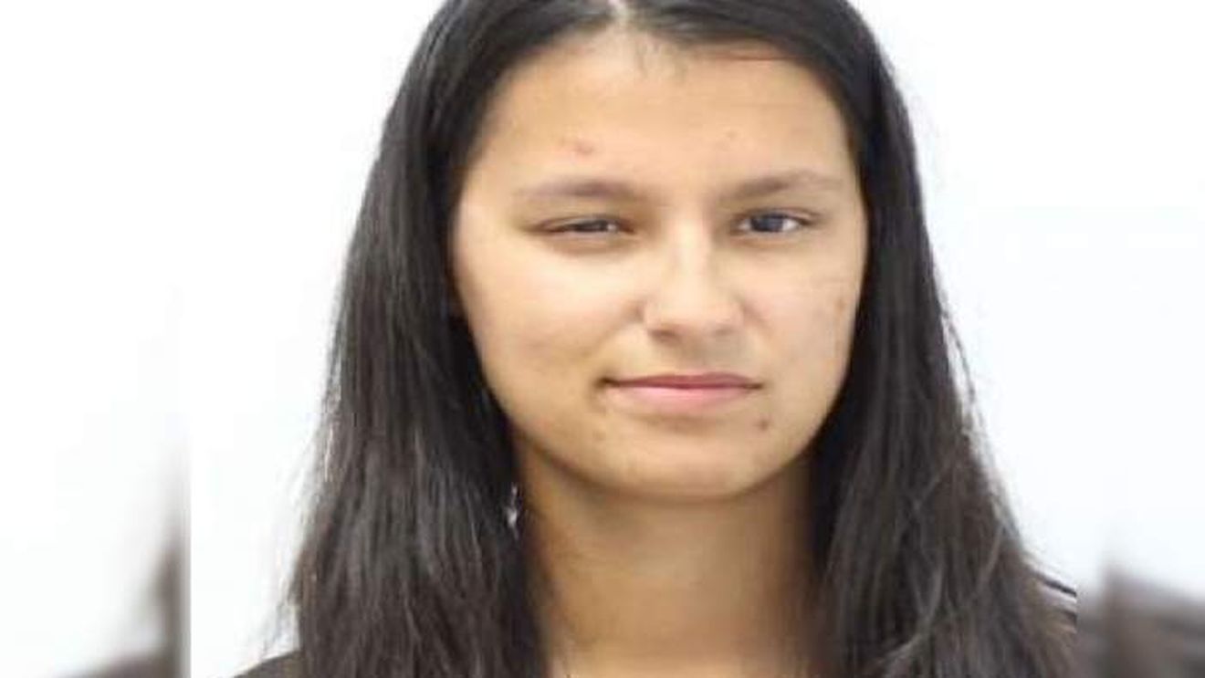 Alertă în Arad! O adolescentă, în vârstă de 16 ani, a fost dată dispărută