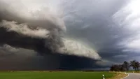 Un ciclon periculos va lovi astăzi România! Meteorologii au anunțat fenomene extreme