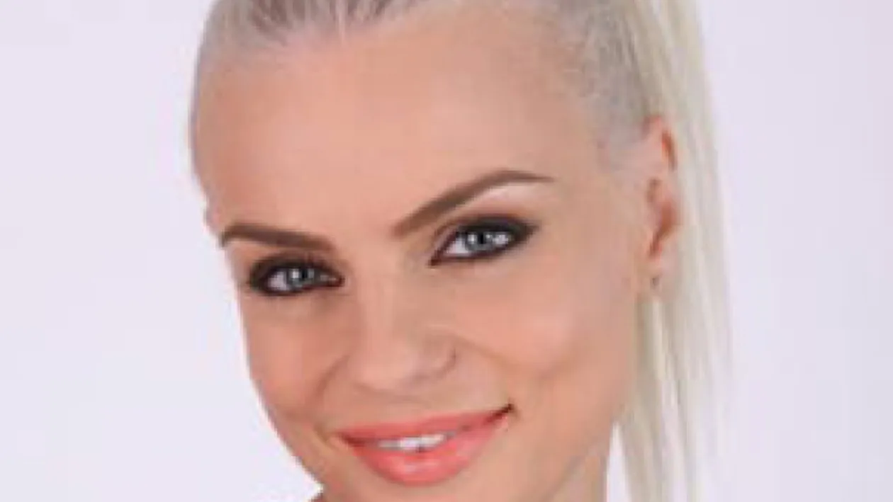 Jojo îşi schimbă complet stilul de viaţă: Am renunţat la carne. E indicat pentru detoxifierea organismului