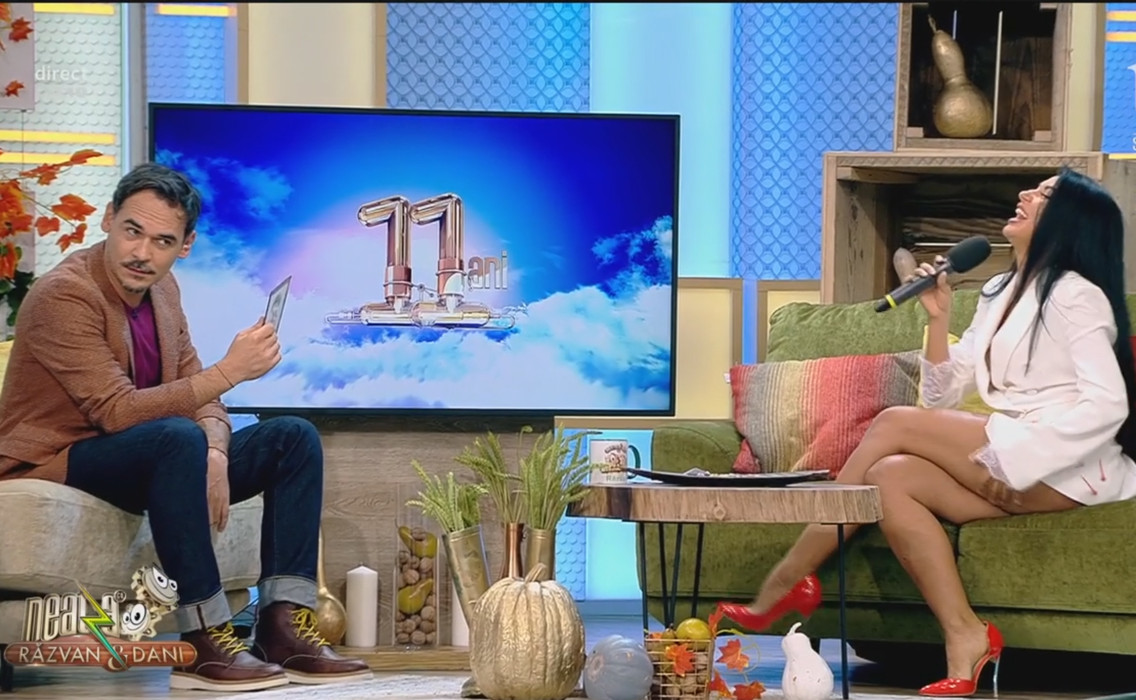 Gafă uriașă în direct la Antena 1! Rochia Elenei Ionescu s-a ridicat și s-a văzut tot, la Neatza cu Răzvan și Dani