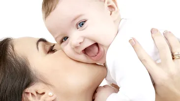 Veşti bune pentru mame! Legea indemnizaţiilor pentru creşterea copilului a fost promulgată