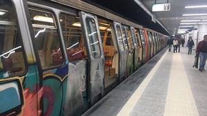 Al treilea angajat Metrorex, diagnosticat cu noul coronavirus. Bărbatul se află la izolare