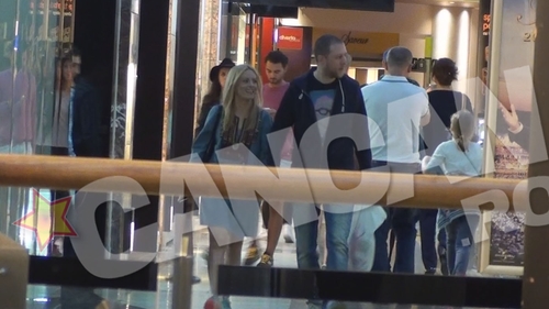 Si-a facut absolut toate poftele! Cat a “patimit” iubitul Simonei Gherghe pana sa intre cu vedeta tv la film