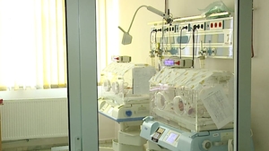 Noi detalii despre moartea bebelușului prematur care a murit la Spitalul din Târgoviște. Varianta transfuziei greșite, exclusă de medici